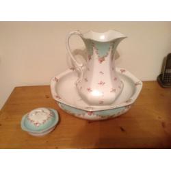 Jug and basin set