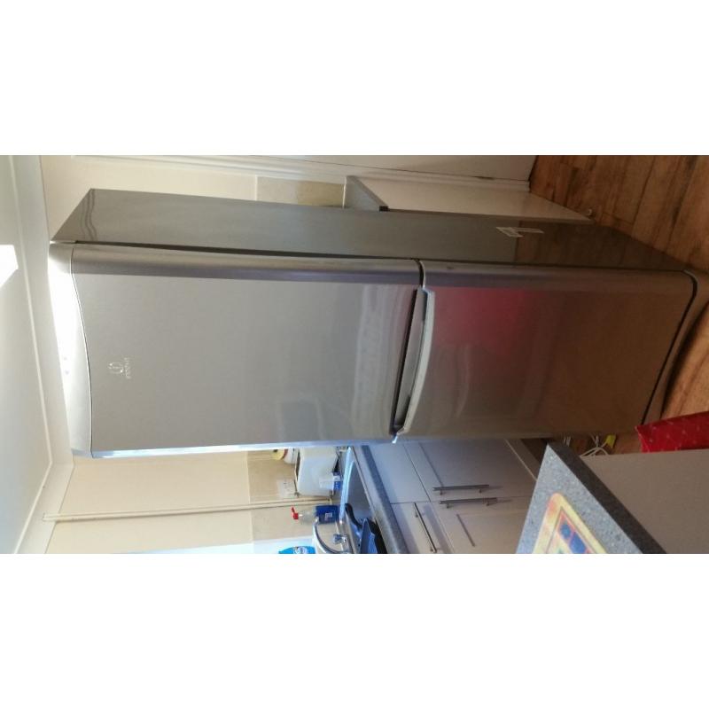 Tall fridge Indesit in good condition