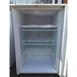 Hotpoint under counter freezer