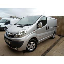 VAUXHALL VIVARO SPORTIVE VAN 2.0 CDTI 115 BHP 2012 SWB TURBO DIESEL F/S/H VGC