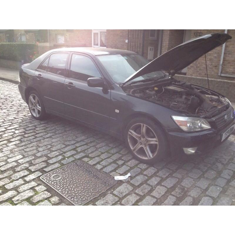 Lexus is200 is 200 is300 altezza breaking black 2o2 parts spares can post 98-05