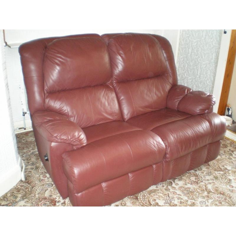 LEATHER RECLINING SETTEES
