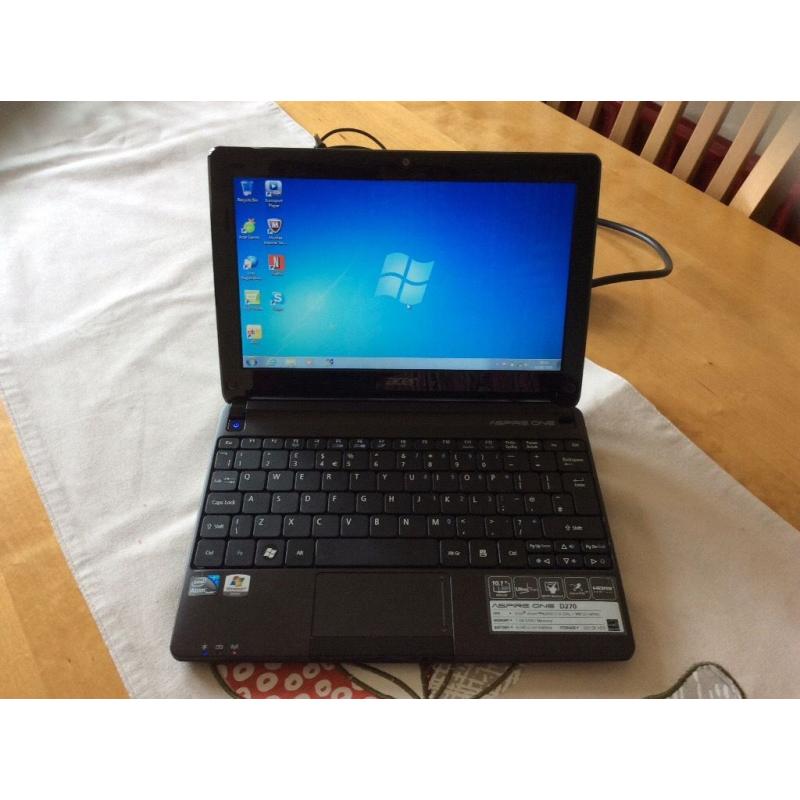 Acer aspire one D270 Netbook