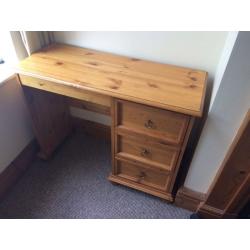 Wooden dressing table