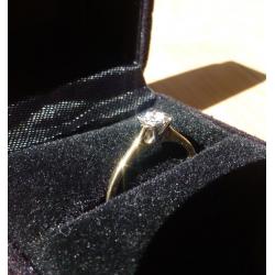 9ct Yellow Gold 10pt Illusion Set Diamond Solitaire Ring