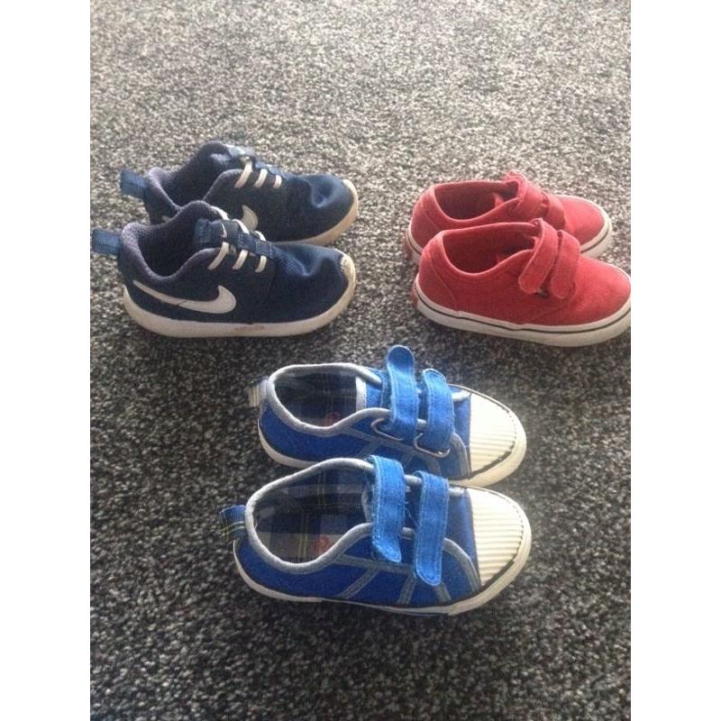 3x boys toddler trainers size 6