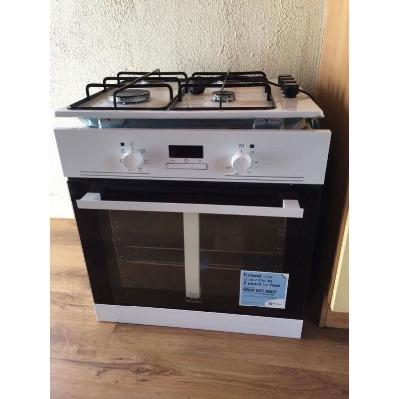 Electric oven and Gas hob