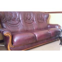 Leather sofa with 2 armchairs