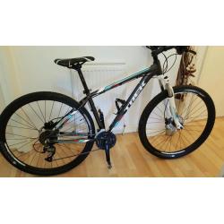 Trek Mountain Bike (Marlin 7) 2015