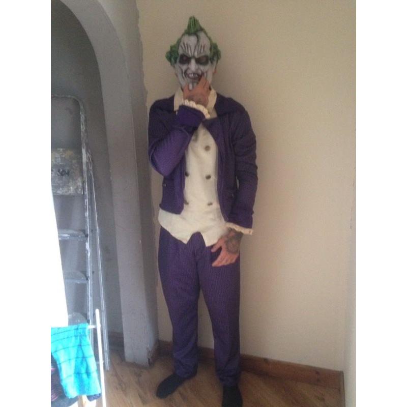 Joker costume