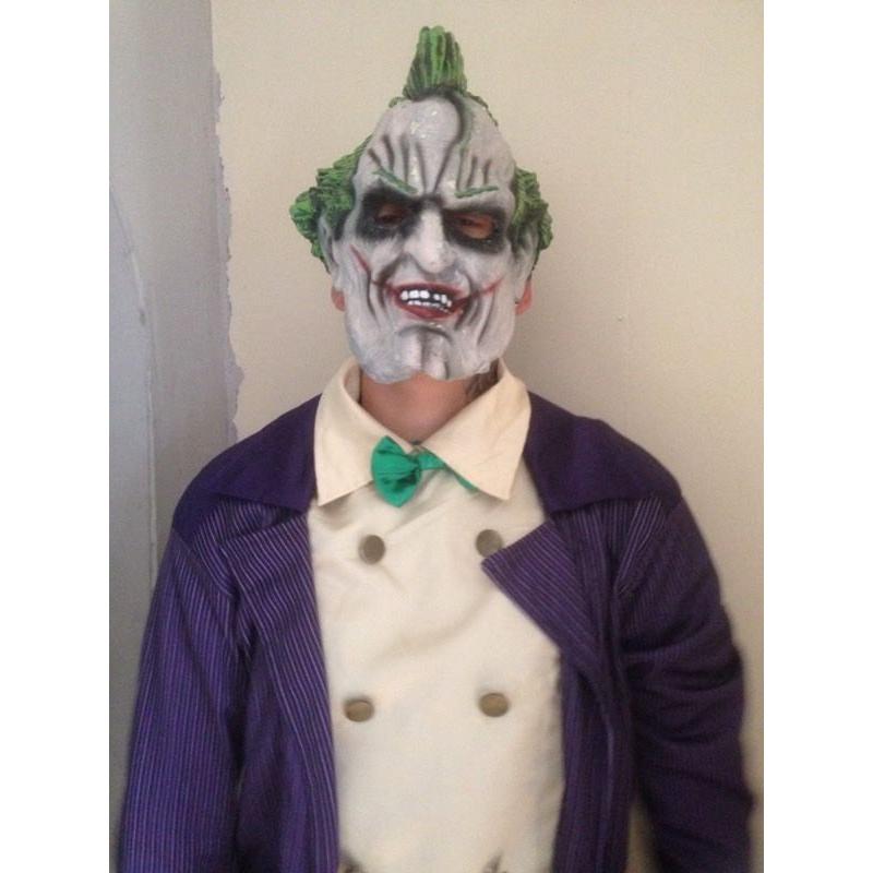 Joker costume