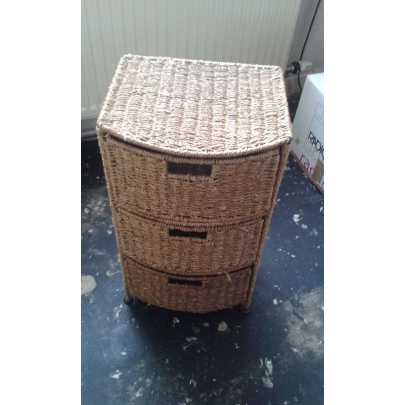 Wicker 3 drawer bedside table