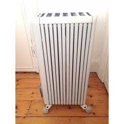 De'Longhi Oil-filled Portable Radiator