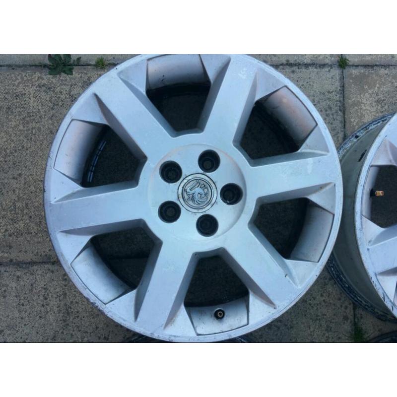 Vauxhall 17" alloys