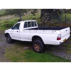 MITSUBISHI L200 2002 2477cc TD LWB 4WD Single cab white.