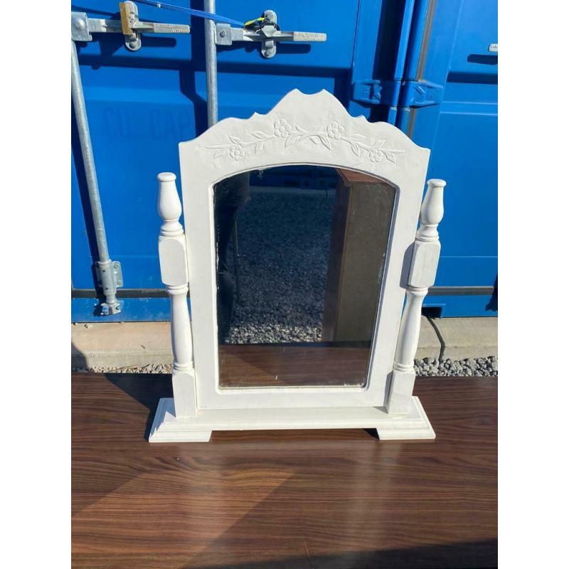 Dressing table mirror