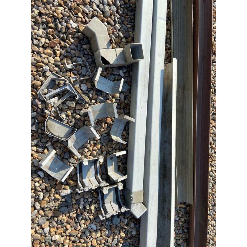 GREY BROWN GUTTERS & FITTINGS IDEAL FOR SHED GUTTERING FOR RAIN WATER COLLECTION IN WATHER BUTT